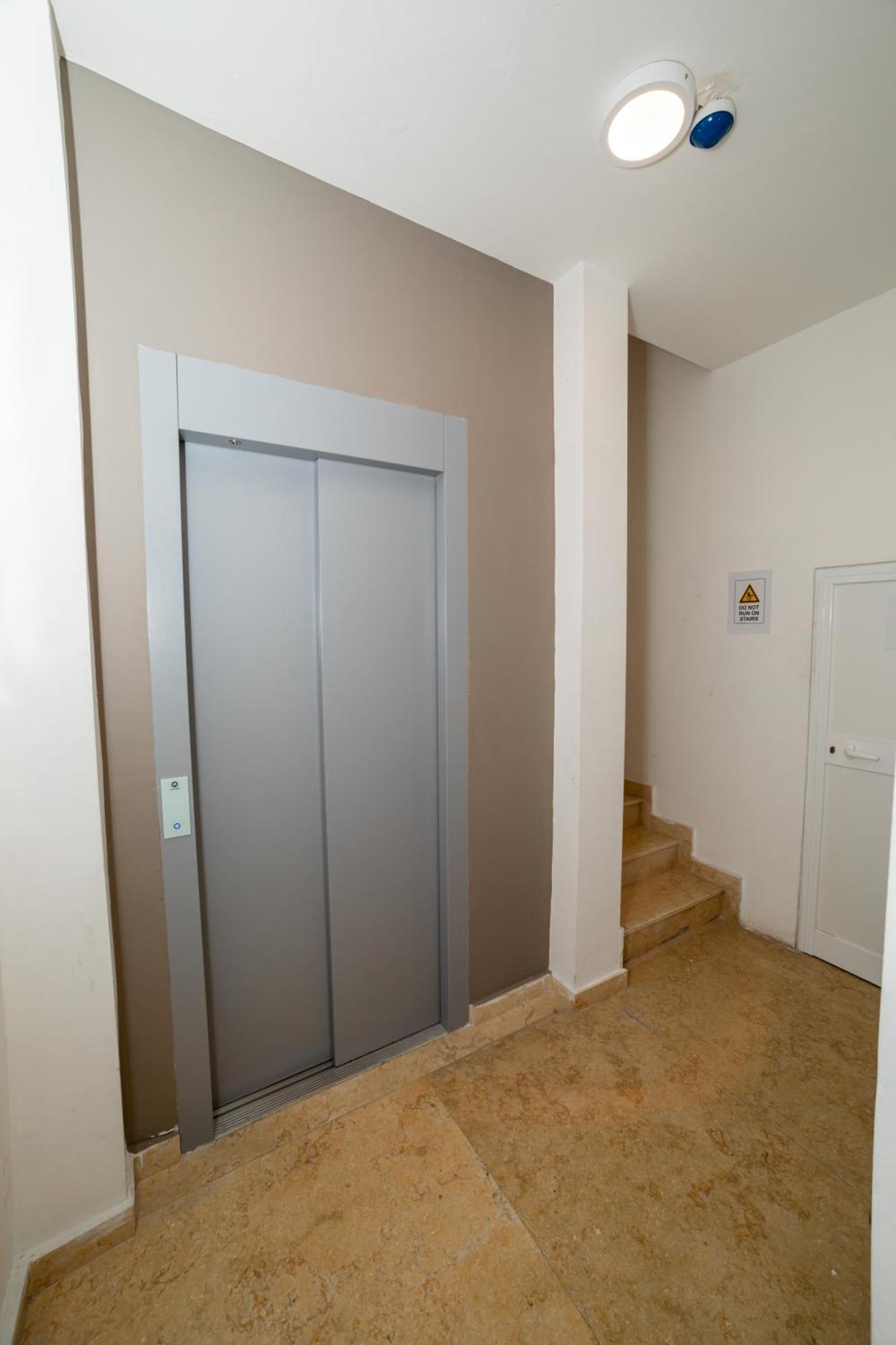 New 3 Bedroom Apartment A1 เซนต์พอลส์เบย์ ภายนอก รูปภาพ