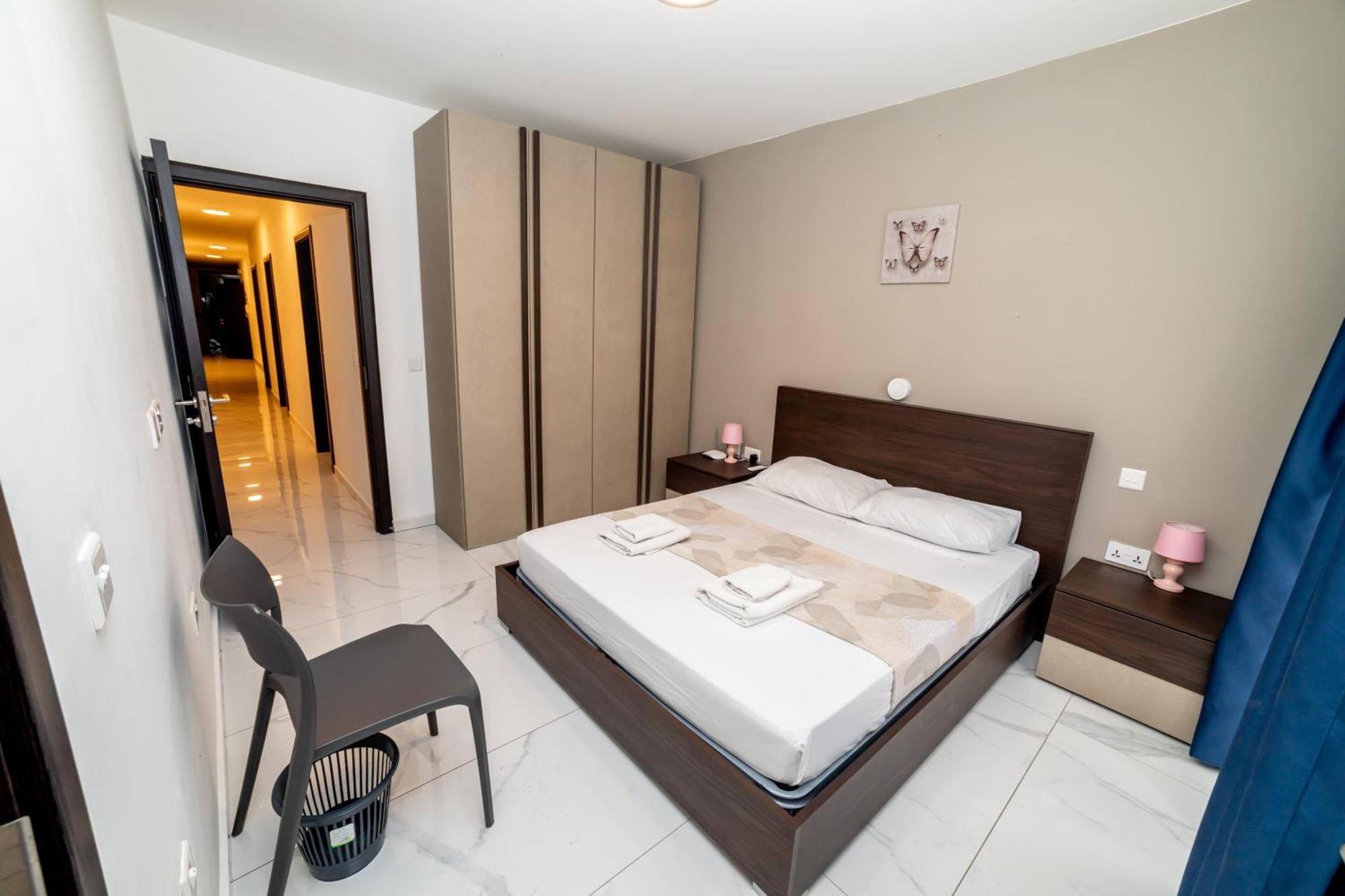 New 3 Bedroom Apartment A1 เซนต์พอลส์เบย์ ภายนอก รูปภาพ